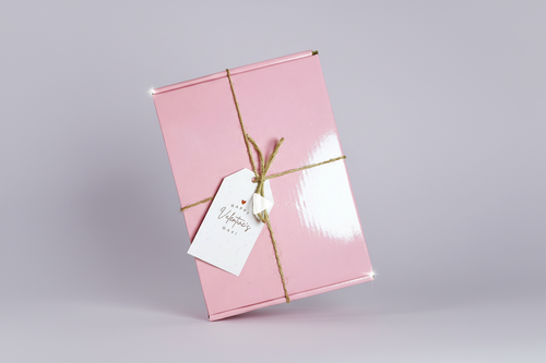 Studio style gift box